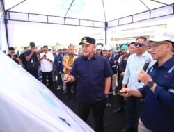 Gerak Cepat Antisipasi Arus Mudik, Gubernur Herman Deru Tinjau Jalur Tol Alternatif Palembang-Betung