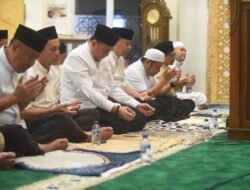 Gubernur Herman Deru dan Wagub Cik Ujang Safari Ramadhan Bersama Kajati Sumsel 