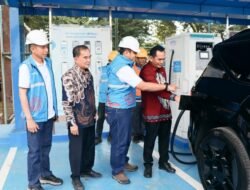 Inspeksi SPKLU bersama Stakeholder Jelang H-5 Idul Fitri, Manajemen PLN S2JB Perkuat dukungan ke Petugas Posko Siaga