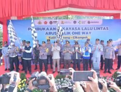 Pastikan Arus Balik Idulfitri 2025 Aman dan Lancar, Kapolri Resmikan One Way Nasional di KM 414 Kalikangkung