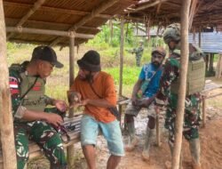 Satgas Yonif 144/JY Gelar Pelayanan Kesehatan Keliling di Perbatasan Papua 