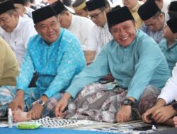 Shalat Idul Adha Berjamaah di Griya Agung, Gubernur Herman Deru dan Wagub Cik Ujang