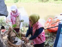 PLN UID S2JB dan Yayasan Qur’anic Farm Gaungkan Gerakan Zero Waste: Bersihkan Sungai, Tanam Kesadaran