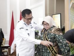 Hj Patimah Toha Dikukuhkan sebagai Bunda Literasi Muba 2025–2030