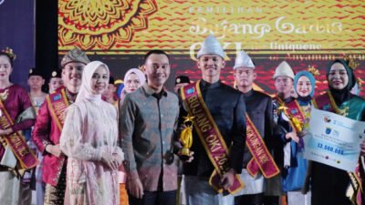 Bupati OKI, H. Muchendi Mahzareki, SE, MM.