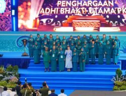 Harumkan Sumsel, Kader PKK OKI Terima Pin Mas Adhi Bhakti Utama