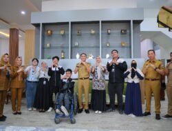 Ratu Dewa Dukung Panggung Ekspresi Anak Difabel