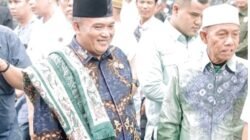 Kepala Badan Pendapatan Daerah (Bapenda) Kota Palembang, Marhaen SH MSi saat Safari Jumat di Masjid Sultan Mahmud Badaruddin Jayo Wikramo Kota Palembang.