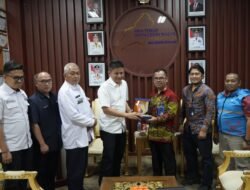 Sambut Pimpinan Baru PLN UP3 Lahat, Bupati Enos Dorong Sinergi dan Inovasi Warga