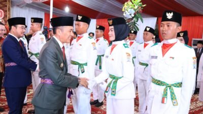 Wali Kota Palembang Kukuhkan Pasukan Pengibar Duplikat Bendera Merah Putih HUT RI ke-80
