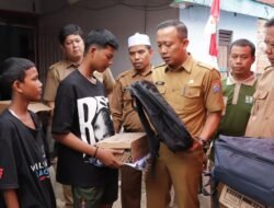 Salurkan Bantuan, Amri Pastikan Anak Korban Kebakaran Tetap Bisa Sekolah