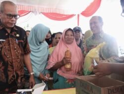Operasi Pasar Murah Sambut HUT Muba ke-69, Warga Serbu Paket Sembako