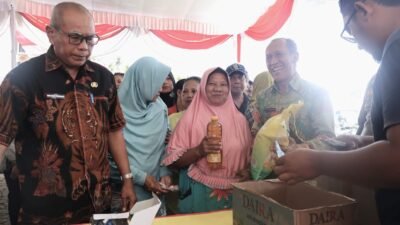 Operasi Pasar Murah Sambut HUT Muba ke-69, Warga Serbu Paket Sembako