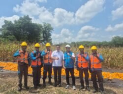PLN Jaga Listrik Andal Dukung Panen Raya Jagung OKU Timur Bersama Kapolri