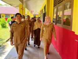 Wabup Banyuasin Netta Indian Tinjau Fasilitas SMPN 1 dan SMPN 2 Banyuasin I