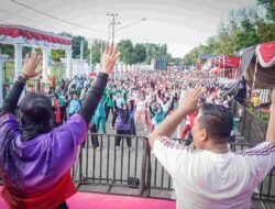 Meriah! Senam Bersama Ketua TP PKK Muba Warnai HUT ke-69, Warga Antusias Dapat Doorprize