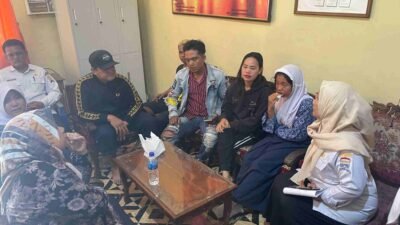 Viral! Dua Siswi SMP di Palembang Baku Hantam di Kantin Sekolah, Pihak Sekolah Sebut Sudah Selesai