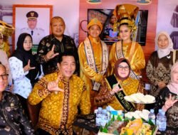 Gubernur Herman Deru Kukuhkan Hj Patimah Toha sebagai Bunda Literasi Muba 2025-2030