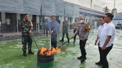 Rutan Kelas I Palembang Perketat Pengawasan, Gelar Razia Gabungan Musnahkan Barang Terlarang