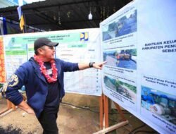 Herman Deru Tinjau Jalan Benakat–Muba, Tekankan Pembangunan Berbasis Aspirasi Warga PALI