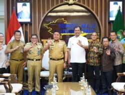 Herman Deru Terima Bupati OKU Selatan, Bahas HUT Daerah hingga Perbaikan Jalan