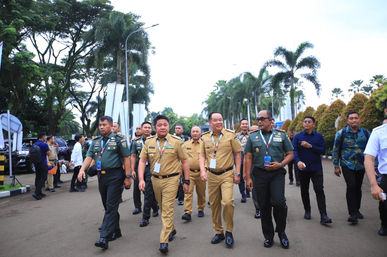 Foto : Gubernur Sumatera Selatan Herman Deru bersama Wakil Gubernur Cik Ujang menghadiri Rapat Koordinasi Nasional Pemerintah Pusat dan Daerah Tahun 2026 di Sentul International Convention Center, Bogor, Senin (2/2/2026).