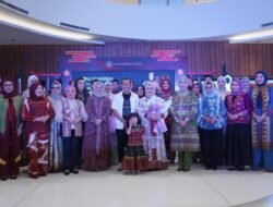 Feby Deru Dorong Wastra Sumsel Jadi Kekuatan Ekonomi Kreatif Lewat Fashion Show “Jelita Sriwijaya”