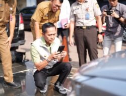 Wali Kota Palembang Sidak Parkir Setda, Temukan Kendaraan Menunggak Pajak hingga 11 Tahun