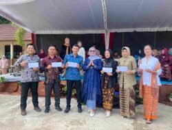 Kartini Bukan Sekadar Kebaya: SMPN 18 Palembang Tekankan Emansipasi Berkarakte