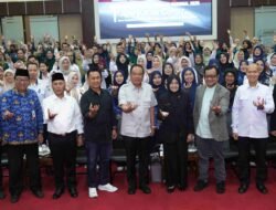 Wagub Sumsel Cik Ujang: Peran Guru Tak Akan Tergantikan oleh Kecerdasan Buatan