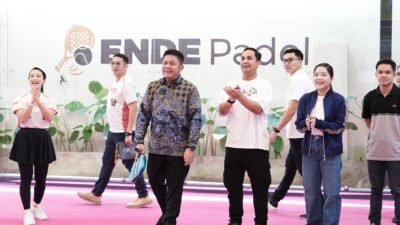 Buka Turnamen Padel Ende Vol. 1, Herman Deru Tekankan Sportivitas dan Kebersamaan