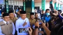 Sambut Kepulangan Kloter Pertama Haji Embarkasi Palembang, Wagub Cik Ujang Tekankan Pentingnya Menjaga Kemabruran