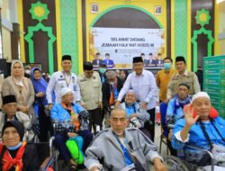 Wagub Cik Ujang Apresiasi Sinergi Petugas dalam Pemulangan Jamaah Haji Kloter II Debarkasi Palembang