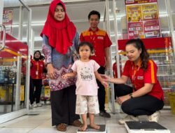 Alfamart dan Nestlé Indonesia Perluas Jangkauan Program Sahabat Posyandu Sasar Ribuan Ibu dan Anak