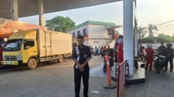 Antrean Solar Tak Kunjung Usai, SPBU 24 Jam Diserbu Ribuan Kendaraan