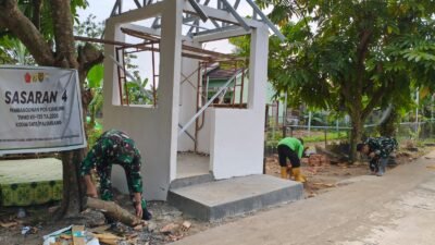 Satgas TMMD Ke-129 Kodim 0418/Palembang Rapikan Pembangunan Pos Kamling Sasaran 4