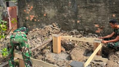 Satgas TMMD Ke- 129 Kodim 0418/Palembang Lanjutkan Progres Sumur Bor Mushola Al-Mufakat