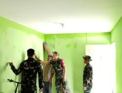 TMMD ke-129 Kodim 0418/Palembang Sulap Rumah Ibu Sumilah Jadi Layak Huni, Keluarga Sampaikan Rasa Syukur