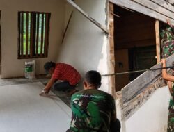 Rumah Ibu Sriyanti Mulai Berubah, Satgas TMMD Bongkar Dinding Demi Hunian yang Lebih Aman