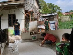 Dinding Rumah Sriyanti Dibongkar, TMMD ke-129 Kodim 0418/Palembang Kejar Hunian Layak bagi Warga