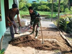 Hari Ke-18 TMMD Ke-129 Kodim 0418/Palembang, Rehabilitasi Rumah Ibu Suwarni Masuki Tahap Finishing
