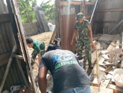 Hari Ke-18 TMMD Ke-129, Satgas Kodim 0418/Palembang Percepat Penyelesaian RTLH Milik Ibu Sriyanti