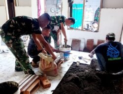 Pemasangan Keramik Jadi Fokus Satgas TMMD Ke-129 Kodim 0418/Palembang Rampungkan RTLH Ibu Sriyanti