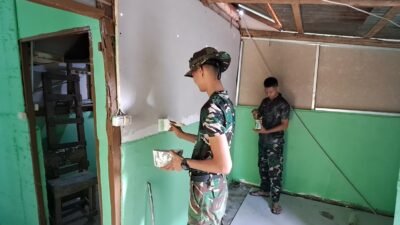 TMMD Ke-129 Percepat Penyelesaian RTLH, Rumah Bapak Fernando Masuki Tahap Finishing