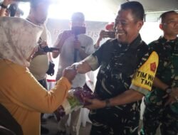 Tinjau Penyaluran Sembako, Wasev Nilai TMMD Kodim 0418/Palembang Hadirkan Manfaat Nyata