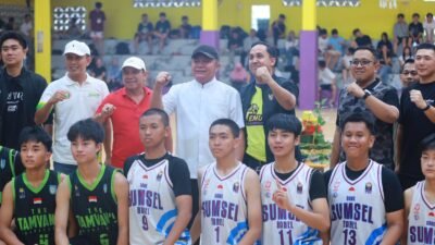 Tak Sekadar Resmikan GOR, Herman Deru Bikin Kejutan di Final Perbasi Cup I