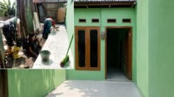 Teras Berkeramik Putih, Rumah Ibu Sriyanti Makin Berkilau di Tahap Akhir TMMD Ke-129 Kodim 0418/Palembang 