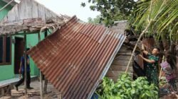 Teras Dibongkar, Wajah Rumah Sriyanti Berubah: Sentuhan Hijau Bikin RTLH TMMD Ke- 129 Makin Hidup