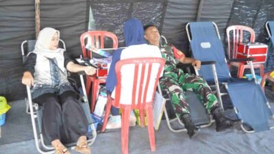 Stok Darah Jadi Perhatian di Penutupan TMMD ke-129 Palembang, Satgas Turun Langsung Donor Darah