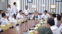 Ratu Dewa Berang, Staf PPPK Diusir dari Rapat Penanganan Banjir